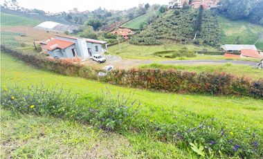 CASA CAMPRESTE EN ARRIENDO – UNIDAD SEMICERARDA