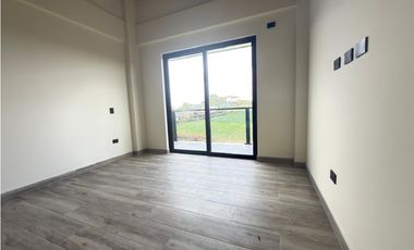 CASA CAMPRESTE EN ARRIENDO – UNIDAD SEMICERARDA