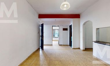 Venta de PH al frente en Tolosa!