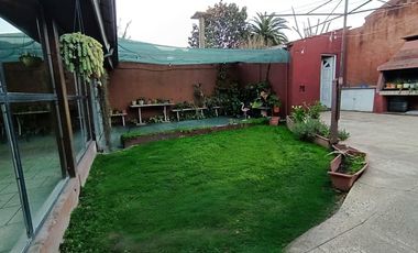 Venta Casa 6 ambientes Pablo Nogues Malvinas Argentinas con Pileta y Cochera