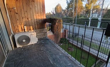 Venta Casa 6 ambientes Pablo Nogues Malvinas Argentinas con Pileta y Cochera