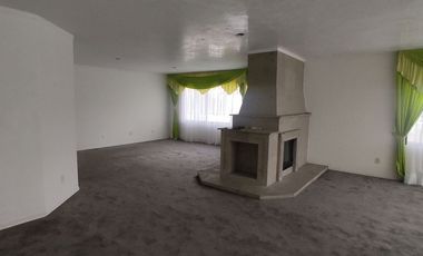 SE RENTA CASA EN CONDADO DE SAYAVEDRA