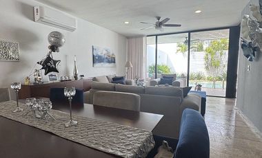 Casa en Venta en Privada Porto Alegre, Santa Gertrudis, Cabo Norte