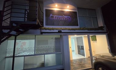 Casa con uso de suelo en Venta en Miramontes