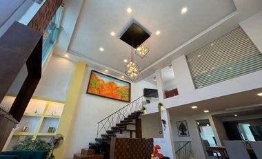 Casa con uso de suelo en Venta en Miramontes