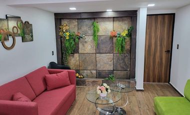 Casa con uso de suelo en Venta en Miramontes