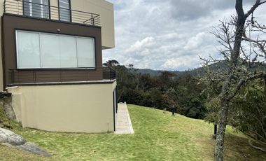 Espectacular Casa en Conjunto