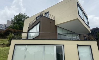 Espectacular Casa en Conjunto