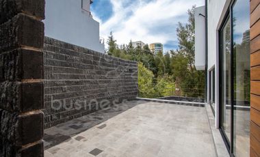 Hermosa Casa dentro de la Sexta Sección de Lomas Verdes