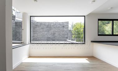 Hermosa Casa dentro de la Sexta Sección de Lomas Verdes