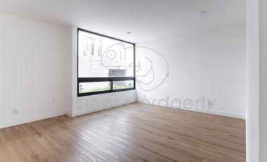 Hermosa Casa dentro de la Sexta Sección de Lomas Verdes