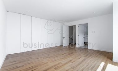Hermosa Casa dentro de la Sexta Sección de Lomas Verdes