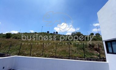 Hermosa Casa en Moncayo excelentes espacios y muy iluminada