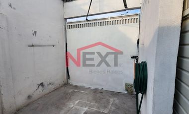 Venta de Local área comercial al frente, Palapa y Alberca