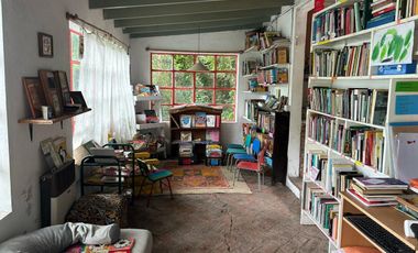 Casa con amplio terreno en Punta Indio
