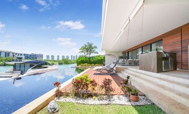 Casa de lujo en Puerto Cancun Canales de 5 recamaras amueblada en Renta en Cancun