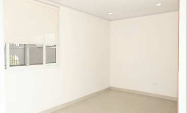 SE VENDE CASA EN URBANIZACION DON BOSCO DE 2 HABITACIONES REMODELADA