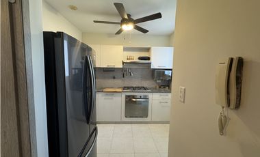 Apartamento amoblado Torres de Versalles II