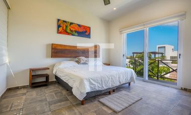 Casa en Isla Mujeres en Venta de 8 Recamaras Amueblada de Lujo para Renta Vacacional