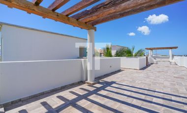Casa en Isla Mujeres en Venta de 8 Recamaras Amueblada de Lujo para Renta Vacacional