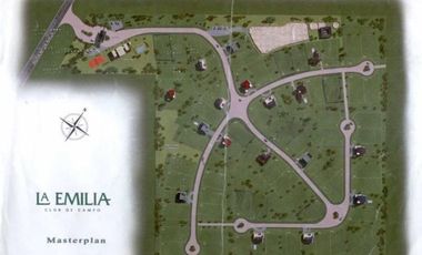 Venta Terreno en Club de Campo La Emilia Pilar