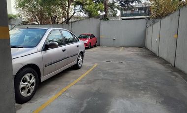 Venta de cochera en Olivos