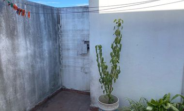 Casa 3 dormi-cochera-patio + dpto 2 dormi en venta