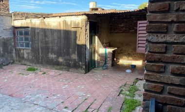 Casa 3 dormi-cochera-patio + dpto 2 dormi en venta