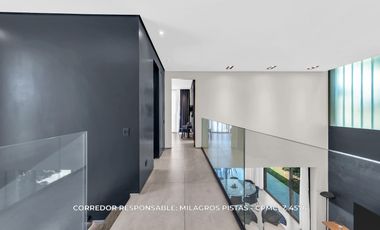 Casa 6 ambientes 717 m² en venta con cochera en Adrogué