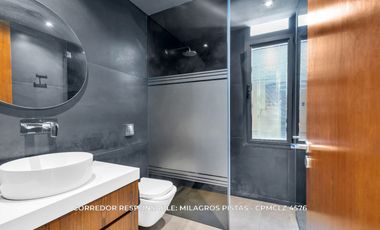 Casa 6 ambientes 717 m² en venta con cochera en Adrogué