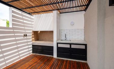 VENTA DE CASA  REFACCIONADA EN FOMENTO 9 DE JULIO