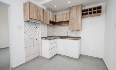 VENTA DE CASA  REFACCIONADA EN FOMENTO 9 DE JULIO