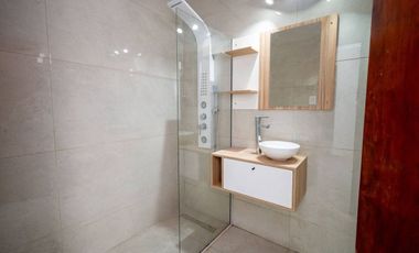 VENTA DE CASA  REFACCIONADA EN FOMENTO 9 DE JULIO
