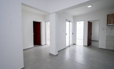 VENTA DE CASA  REFACCIONADA EN FOMENTO 9 DE JULIO