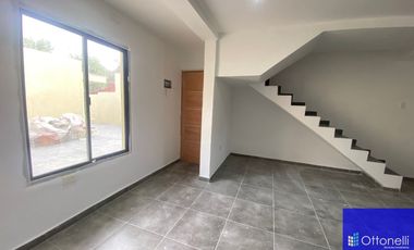 Dúplex en venta c/ cochera en Santa Teresita