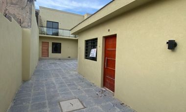 Dúplex en venta c/ cochera en Santa Teresita