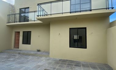 Dúplex en venta c/ cochera en Santa Teresita