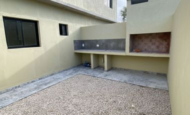 Dúplex en venta c/ cochera en Santa Teresita