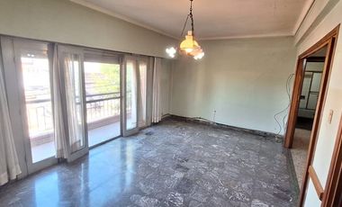 Venta PH 3 Amb + 2 Locales Ciudadela