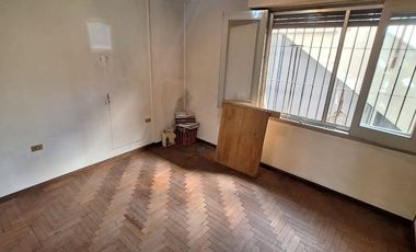 Venta PH 3 Amb + 2 Locales Ciudadela