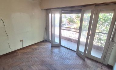 Venta PH 3 Amb + 2 Locales Ciudadela