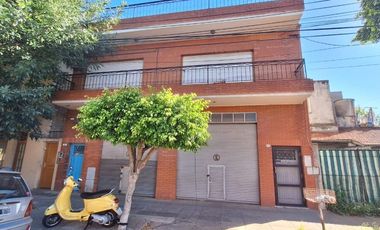 Venta PH 3 Amb + 2 Locales Ciudadela