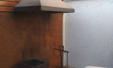 Duplex con tres cocheras y patio. APTA CREDITO