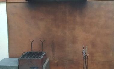 Duplex con tres cocheras y patio. APTA CREDITO