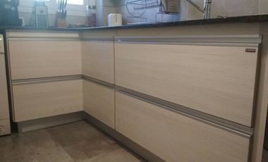 Duplex con tres cocheras y patio. APTA CREDITO