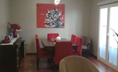 Duplex con tres cocheras y patio. APTA CREDITO