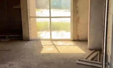 CASA EN OBRA. 2 DORMITORIOS. BARRIO PRIVADO