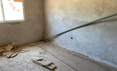 CASA EN OBRA. 2 DORMITORIOS. BARRIO PRIVADO