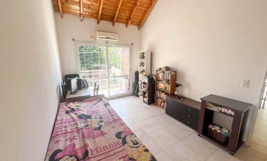 CASA 4 AMBIENTES JARDIN ADROGUÉ
