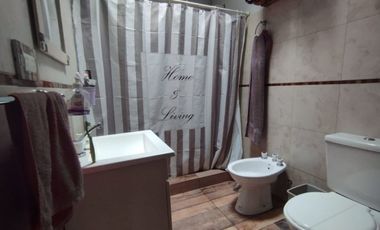 VENTA CASA MULTIFAMILIAR ALDO BONZI